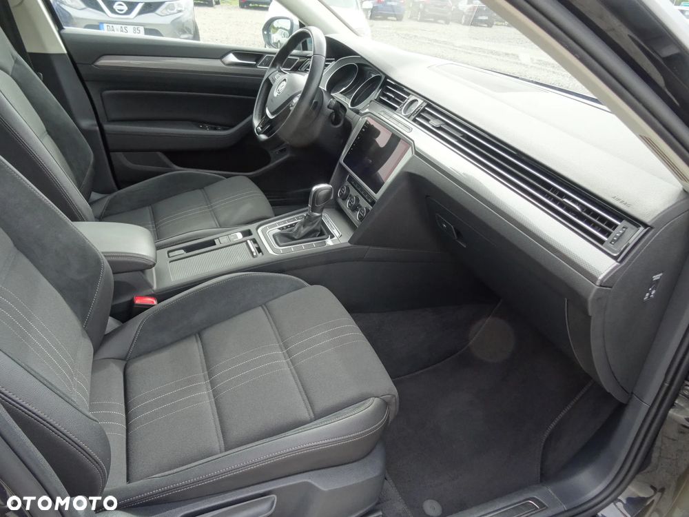 Volkswagen Passat Alltrack 2.0 TDI SCR 4Motion DSG (BMT) - 13