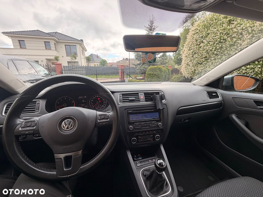 Volkswagen Jetta - 21