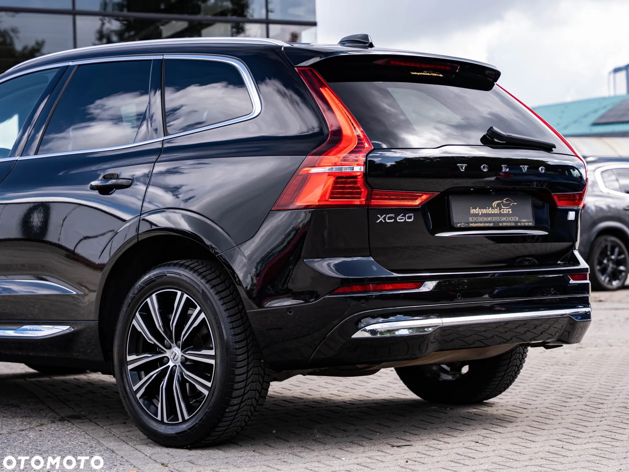 Volvo XC 60 T6 AWD Plug-In Hybrid Inscription - 12