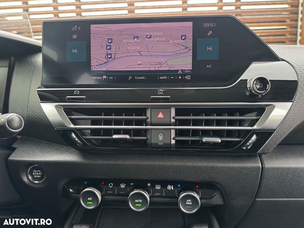 Citroën C4 PureTech 130 Stop&Start EAT8 SHINE - 27