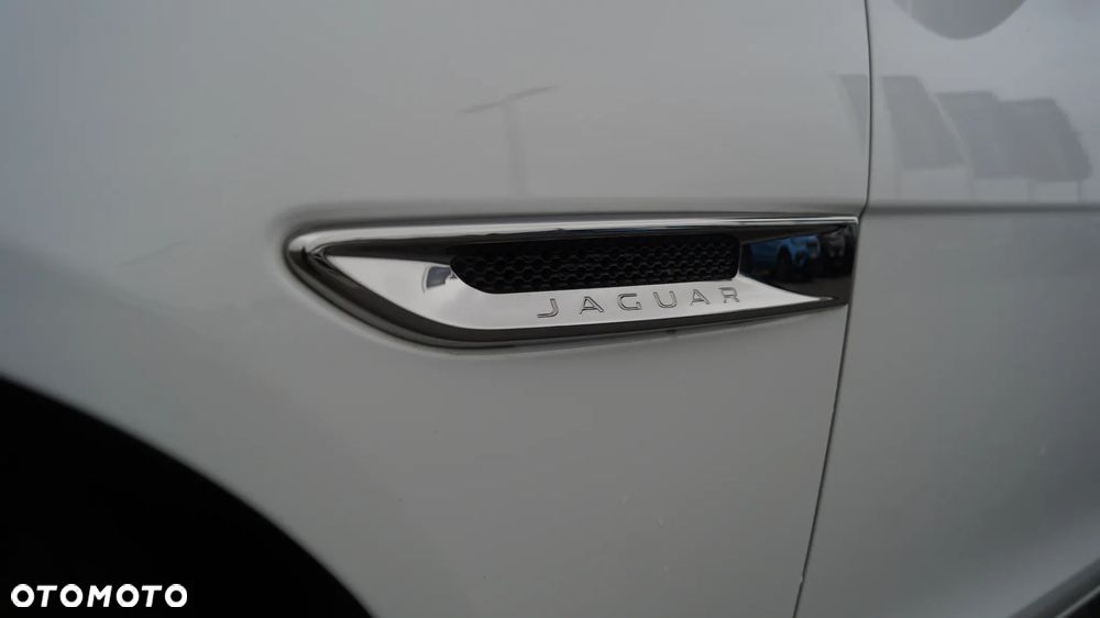 Jaguar XF 2.0 i4D AWD Prestige - 16