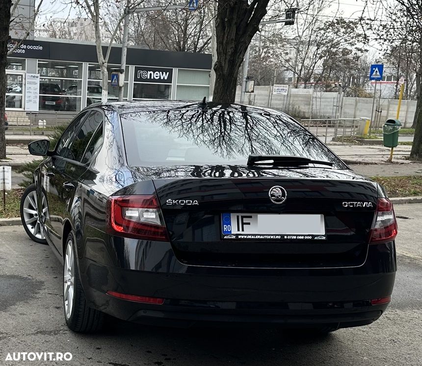 Skoda Octavia 1.6 TDI DSG Style - 5
