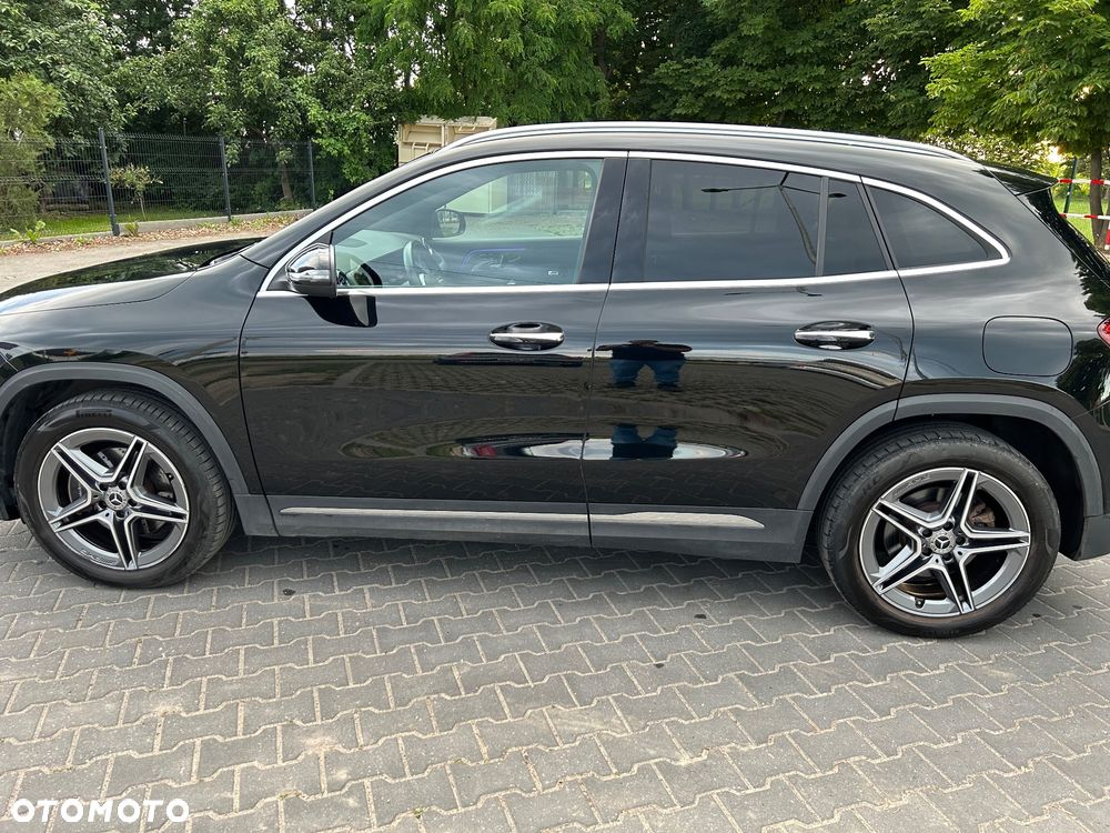 Mercedes-Benz GLA 250 e 8G-DCT AMG Line - 6