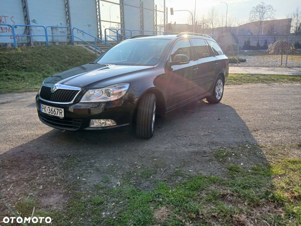 Skoda Octavia 2.0 TDI DPF Elegance - 1