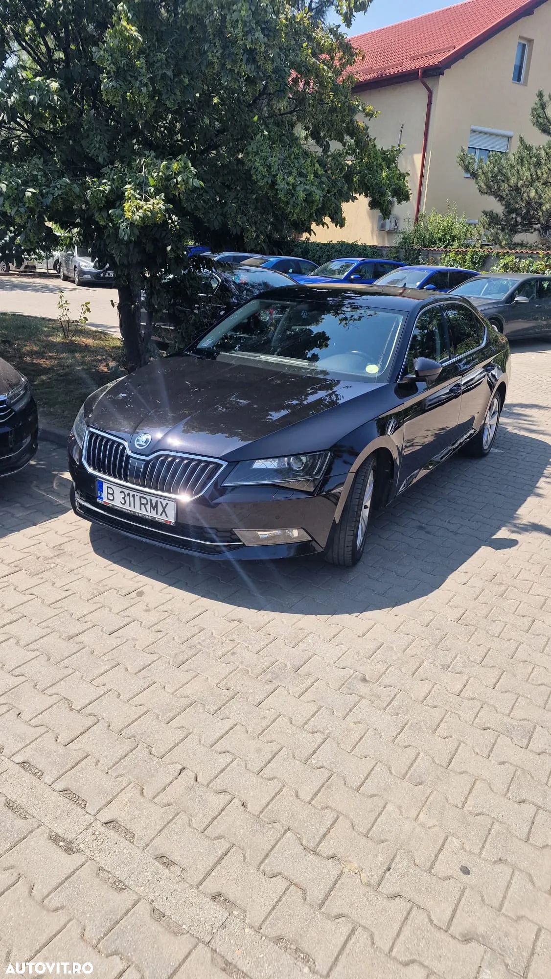 Skoda Superb 1.6 TDI DSG Ambition - 1