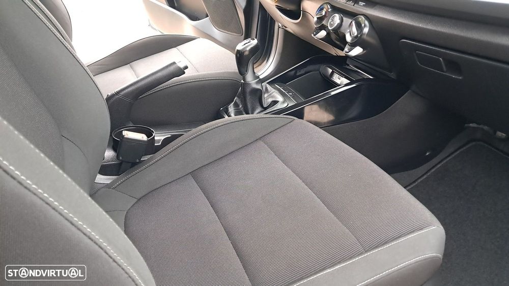 Kia Rio 1.4 CRDi 90 Platinum Edition - 25