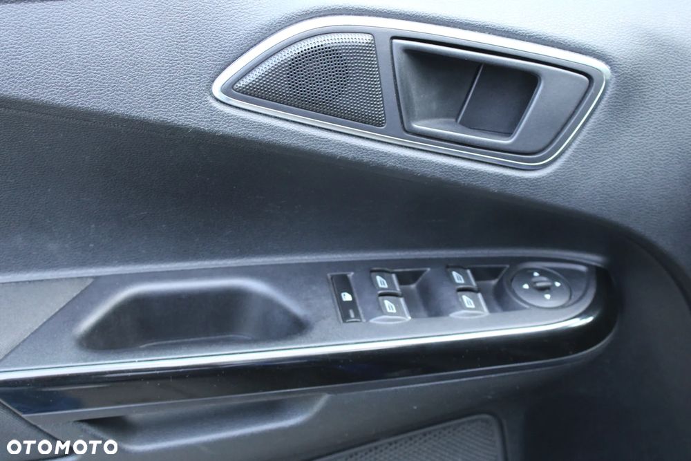 Ford B-MAX - 10