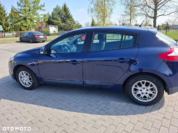 Renault Megane 1.6 16V 100 Authentique - 5