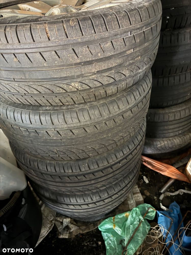 Mitsubishi Outlander 2.4 Instyle NAVI CVT - 25