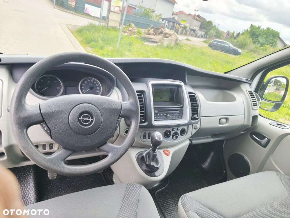 Opel Vivaro 2014R L2H1 2.0CDTi Klima Navi Tempomat Czujniki Hak Skrzydełka 115KM 6 Biegów Trafic - 9