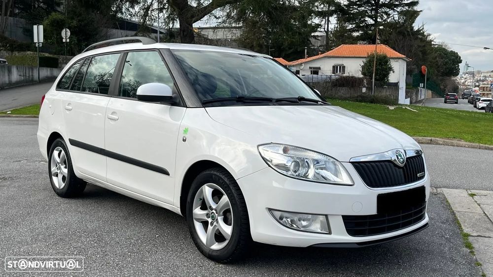 Skoda Fabia Break 1.2 TDi Active Plus - 2