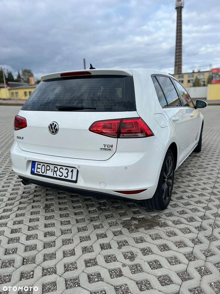 Volkswagen Golf VII 1.6 TDI BlueMotion Trendline - 2