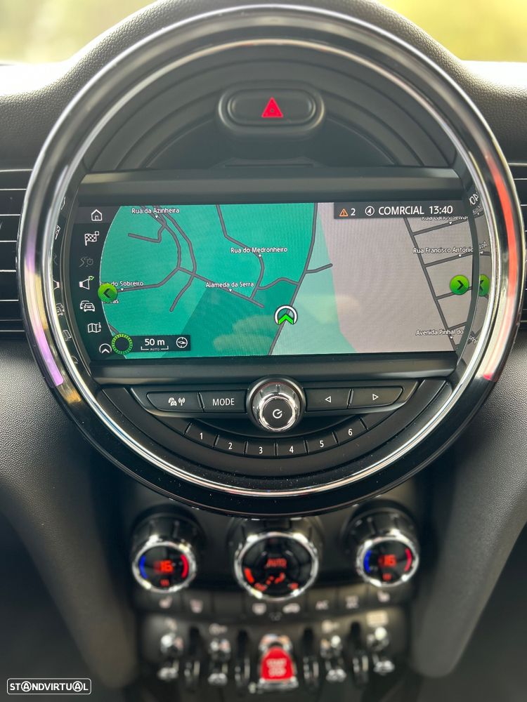 MINI 3 Portas Cooper D Aut. - 17