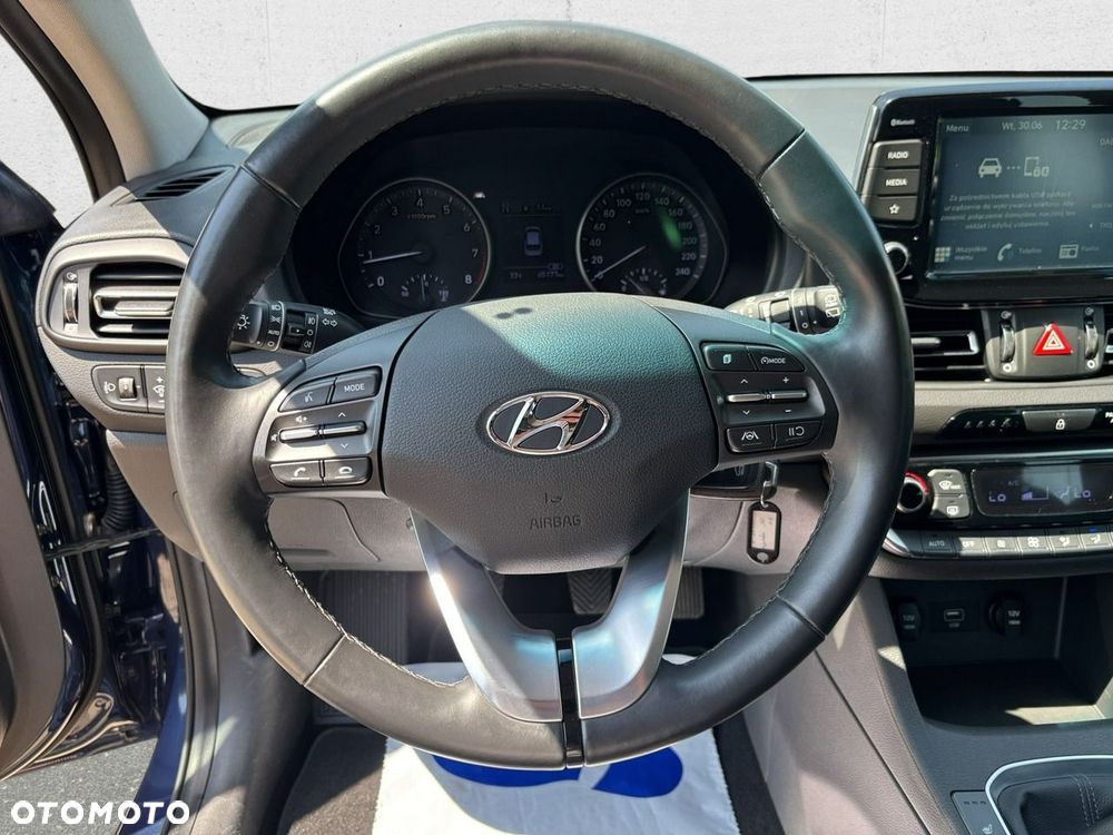 Hyundai i30 - 16