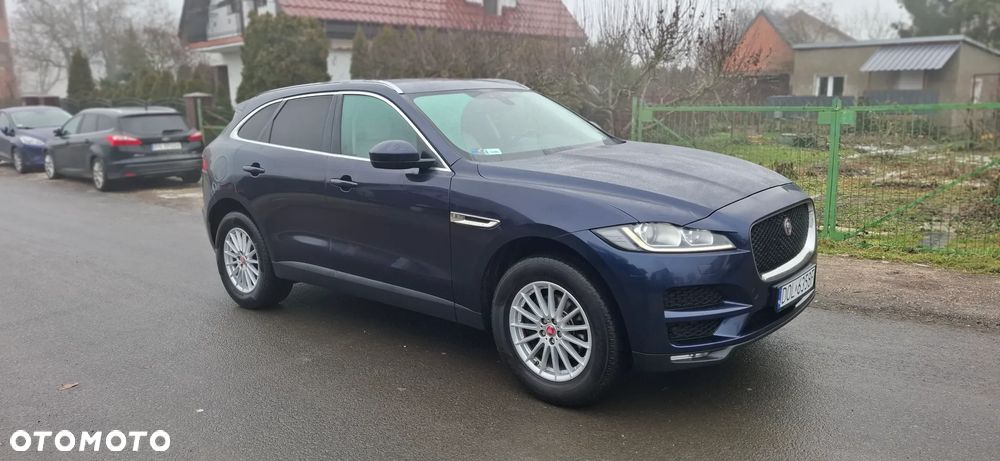 Jaguar F-Pace - 1