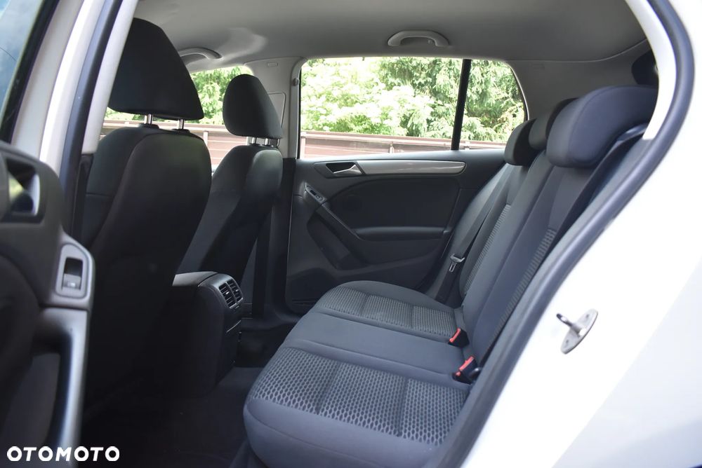 Volkswagen Golf 1.2 TSI BMT Trendline - 19