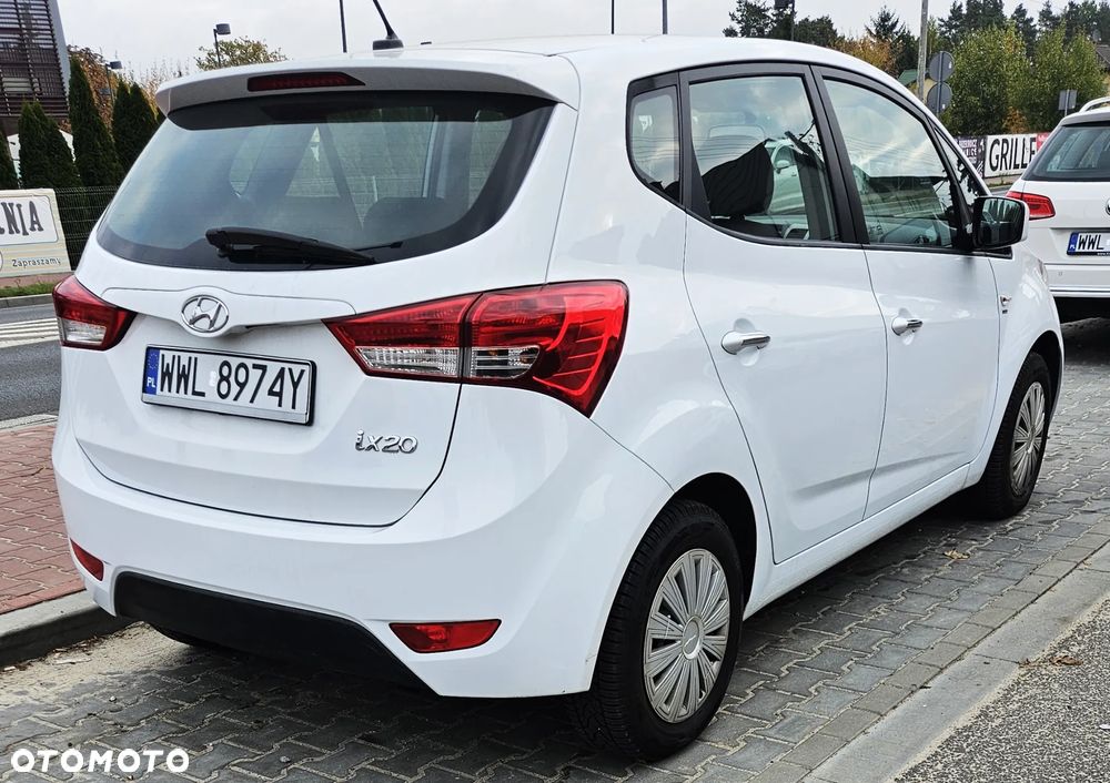 Hyundai ix20 1.4 Comfort - 4