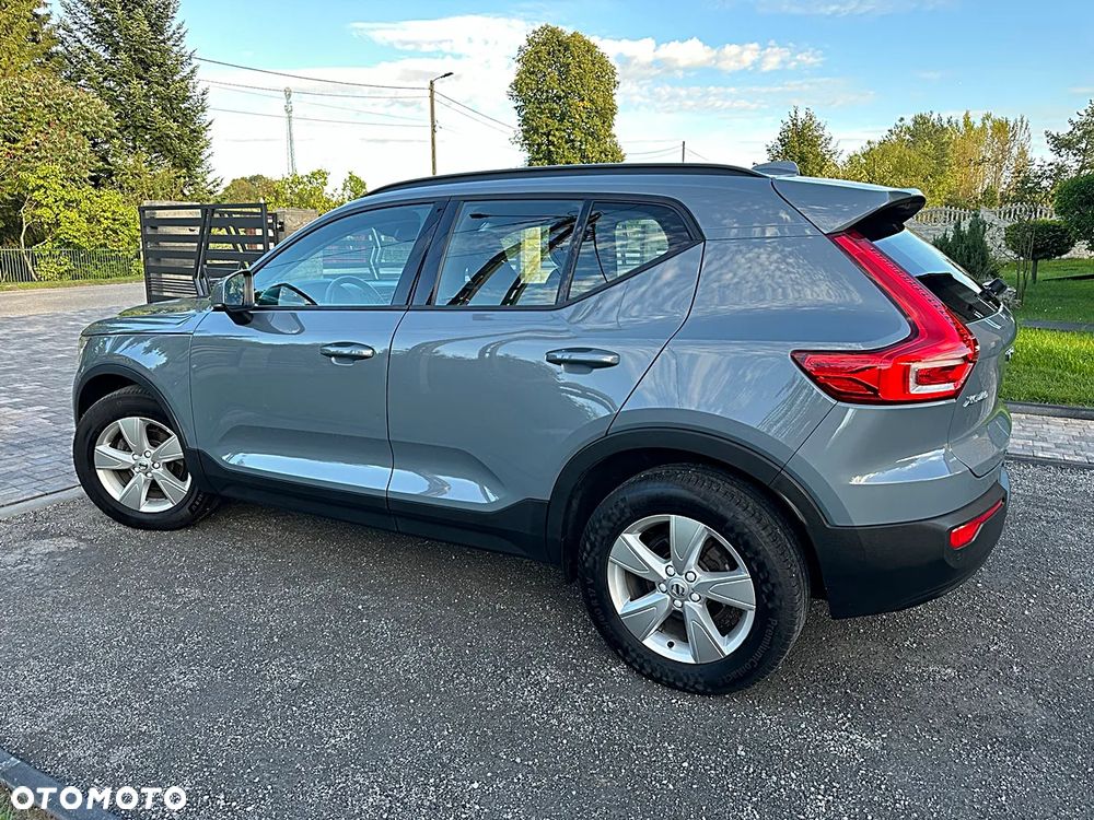 Volvo XC 40 T2 Momentum - 5