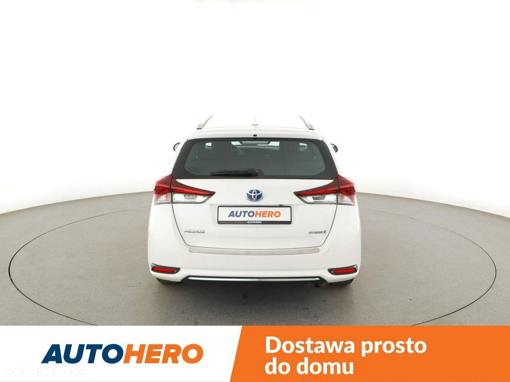 Toyota Auris Hybrid 135 Comfort - 6