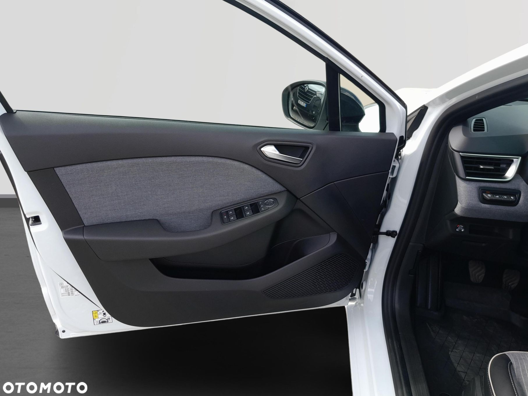 Renault Clio - 10