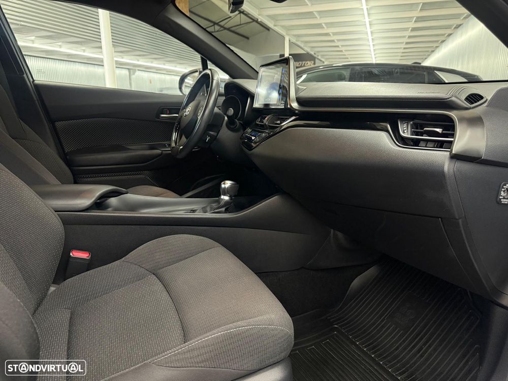Toyota C-HR 1.8 HSD Comfort - 19