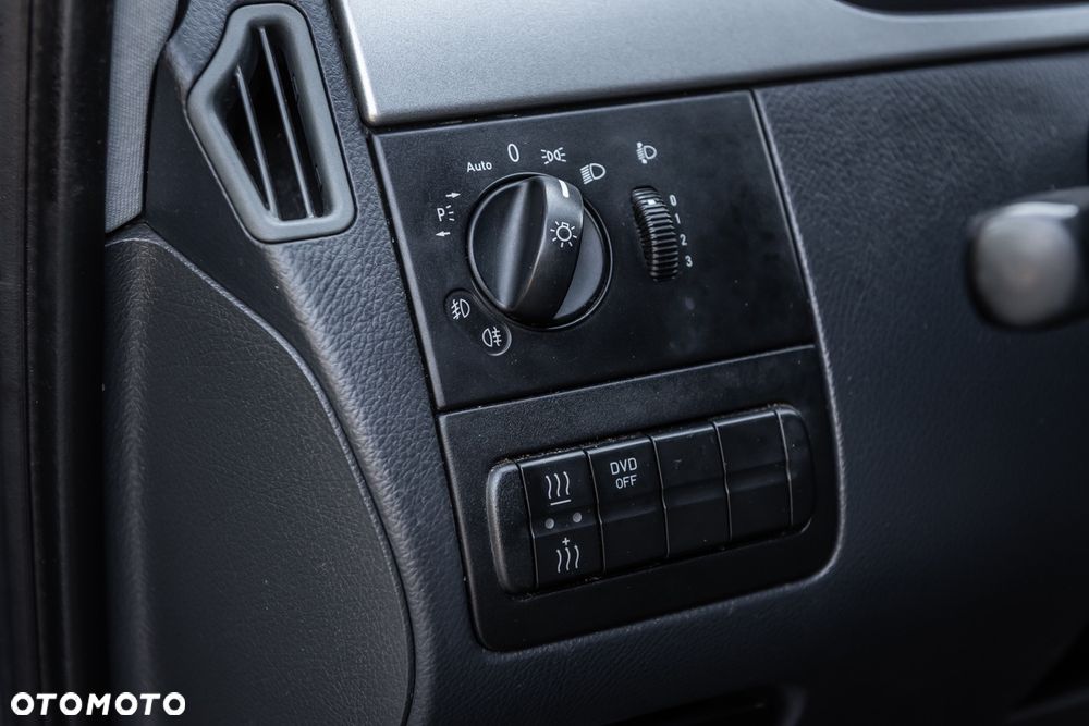 Mercedes-Benz Viano - 19