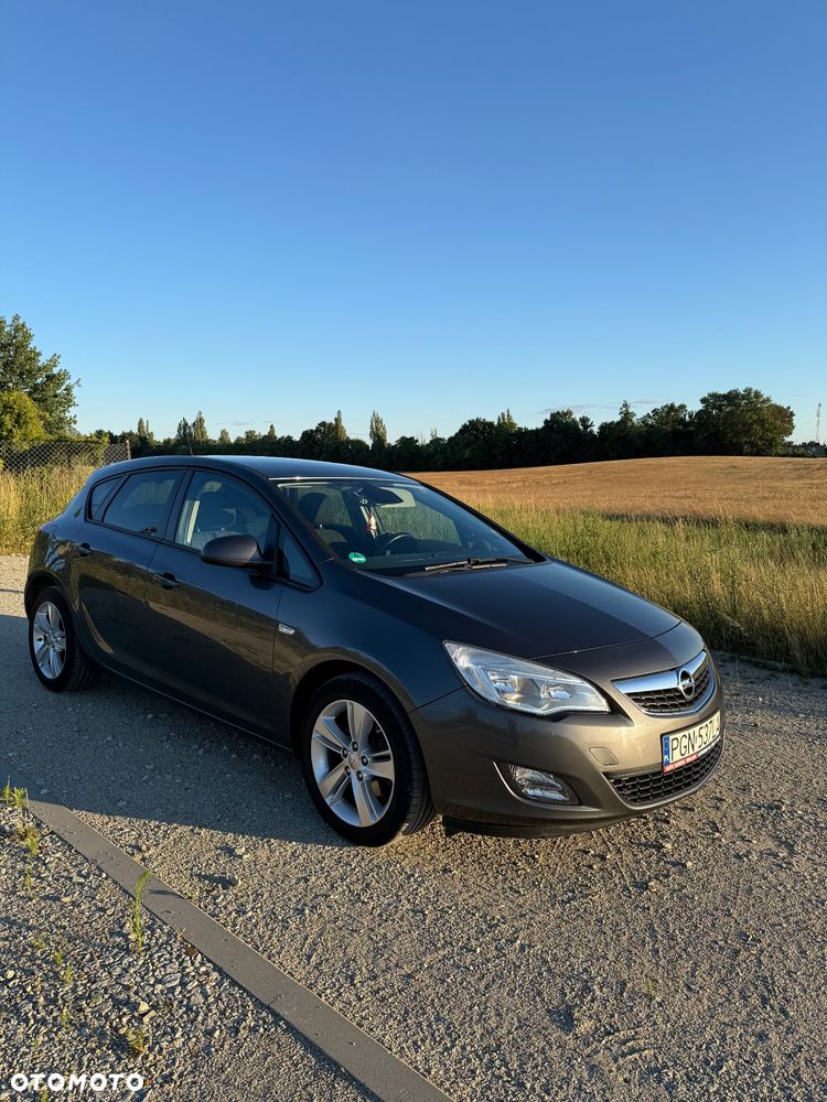 Opel Astra 1.7 CDTI DPF Edition - 1