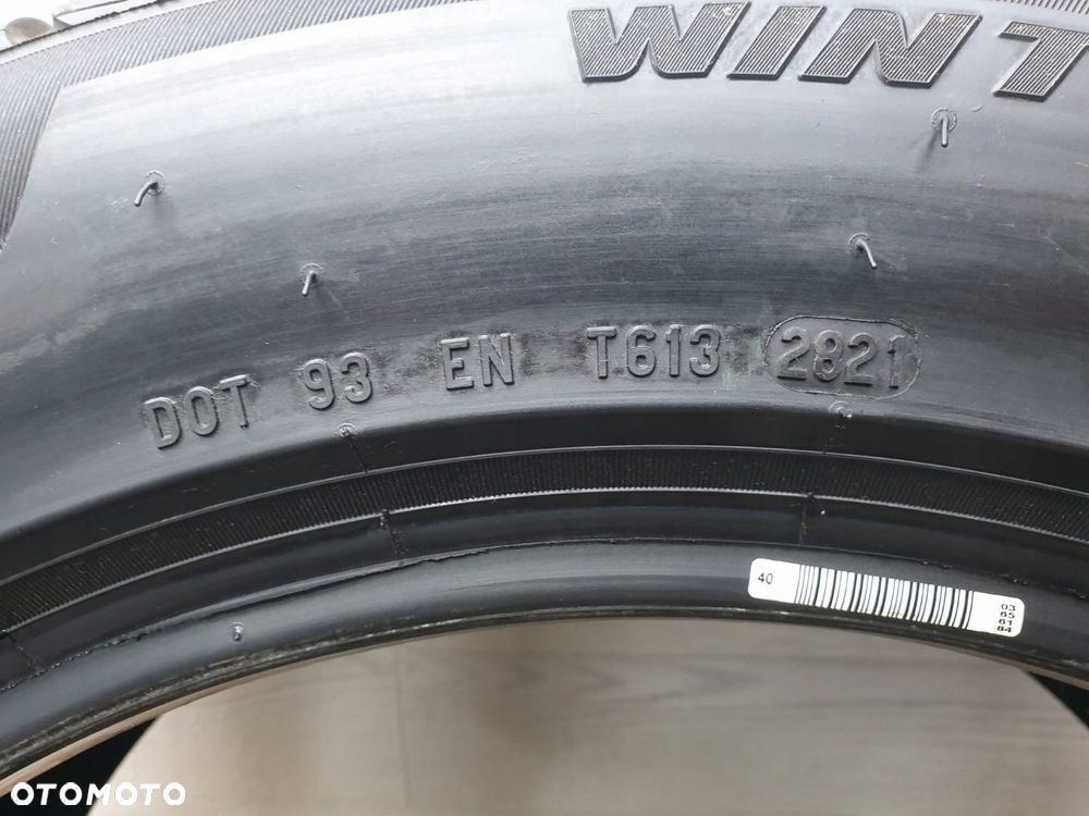 Opona zimowa Pirelli Winter SottoZero 3 225/55R17 97 H - 6
