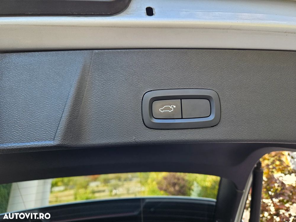 Volvo XC 40 D3 Geartronic Momentum - 15