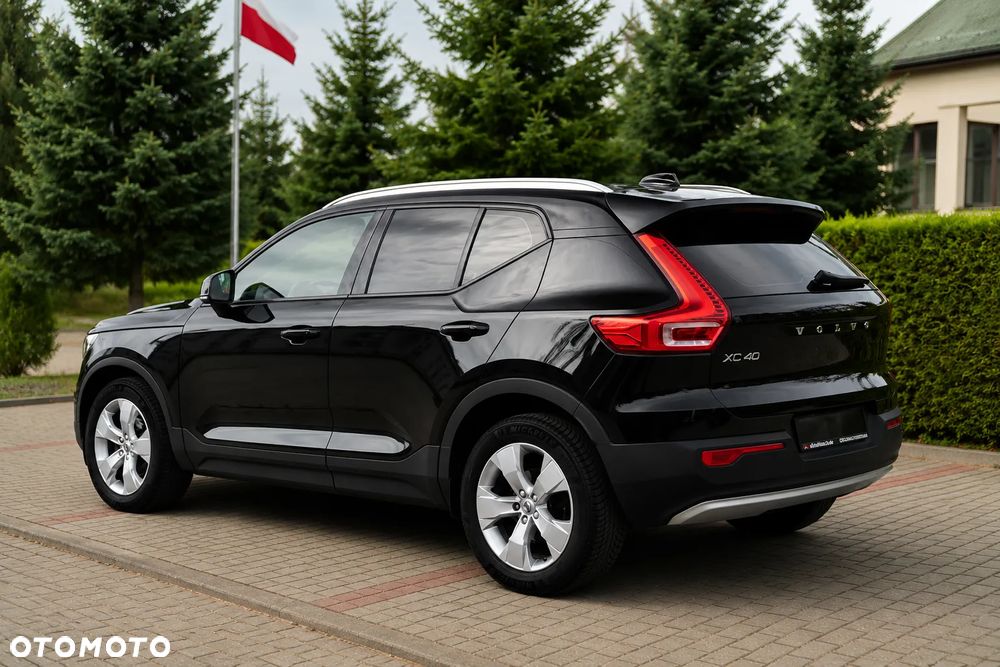 Volvo XC 40 T3 Momentum Pro - 17