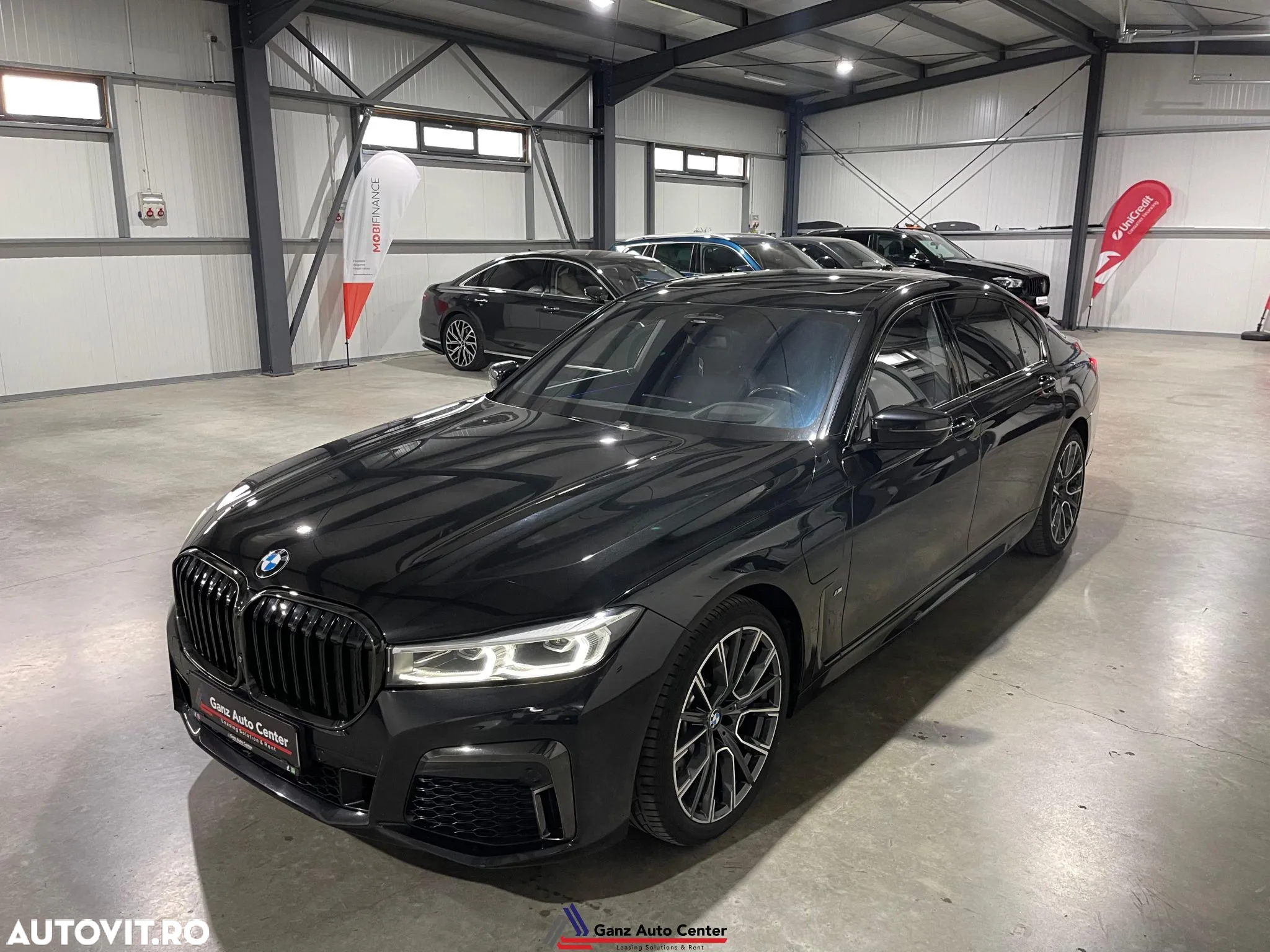 BMW Seria 7 745Le xDrive AT PHEV - 32