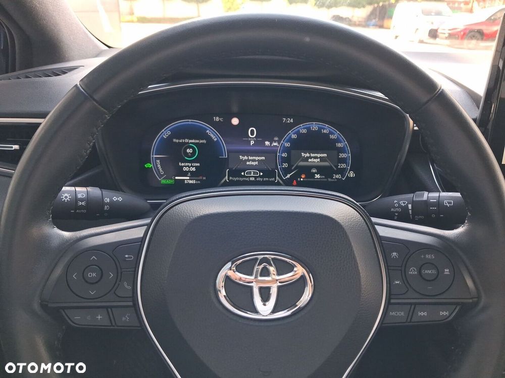 Toyota Corolla 1.8 Hybrid Comfort - 18
