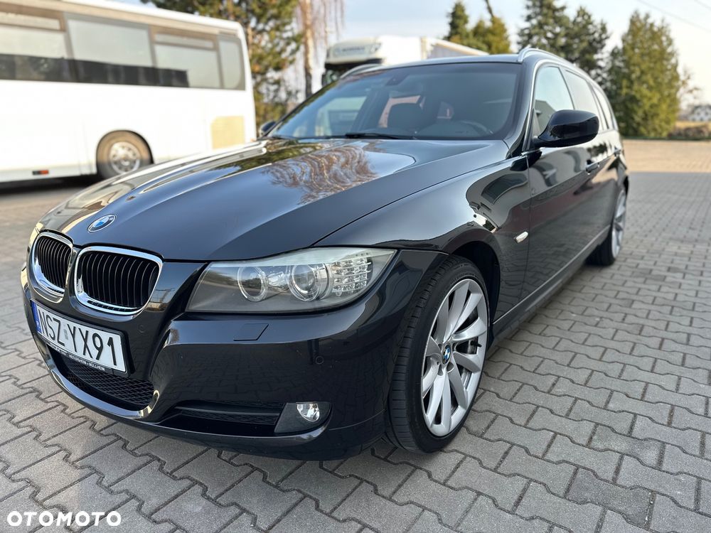 BMW Seria 3 320d xDrive - 2