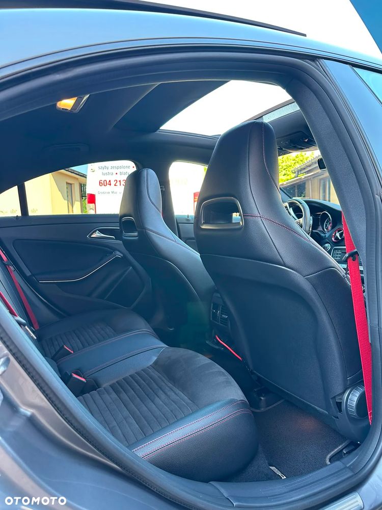 Mercedes-Benz CLA - 10