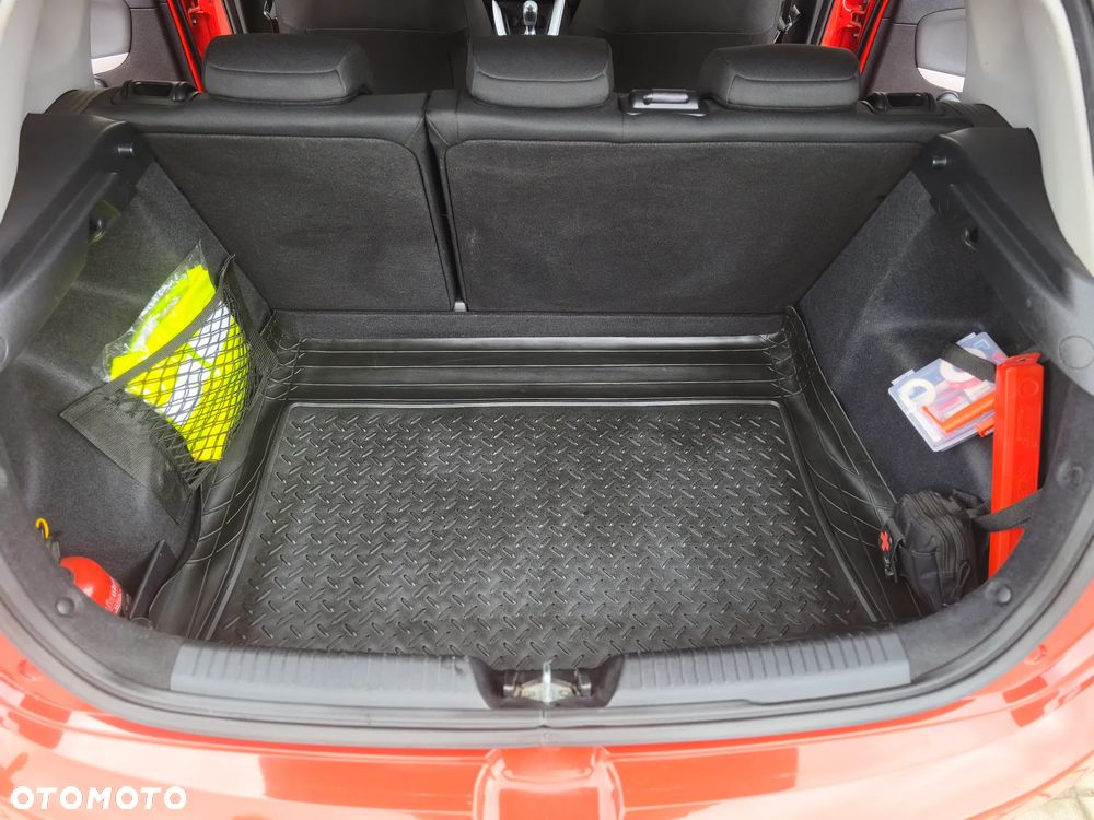 Kia Ceed 1.4 L - 2