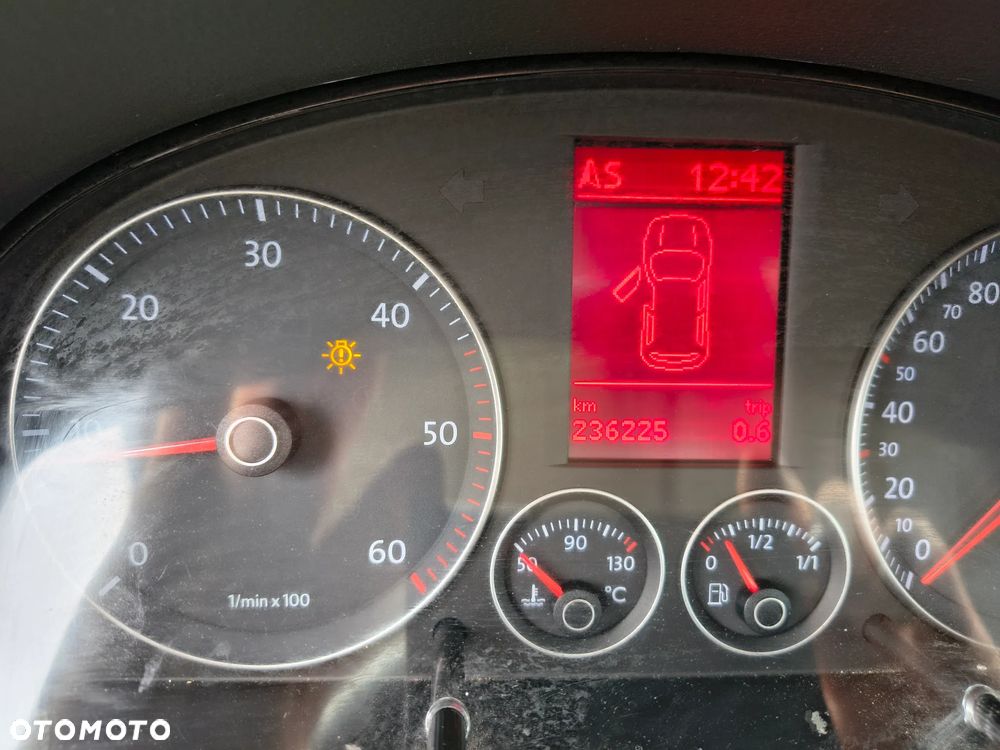 Volkswagen Touran 2.0 TDI Freestyle - 20