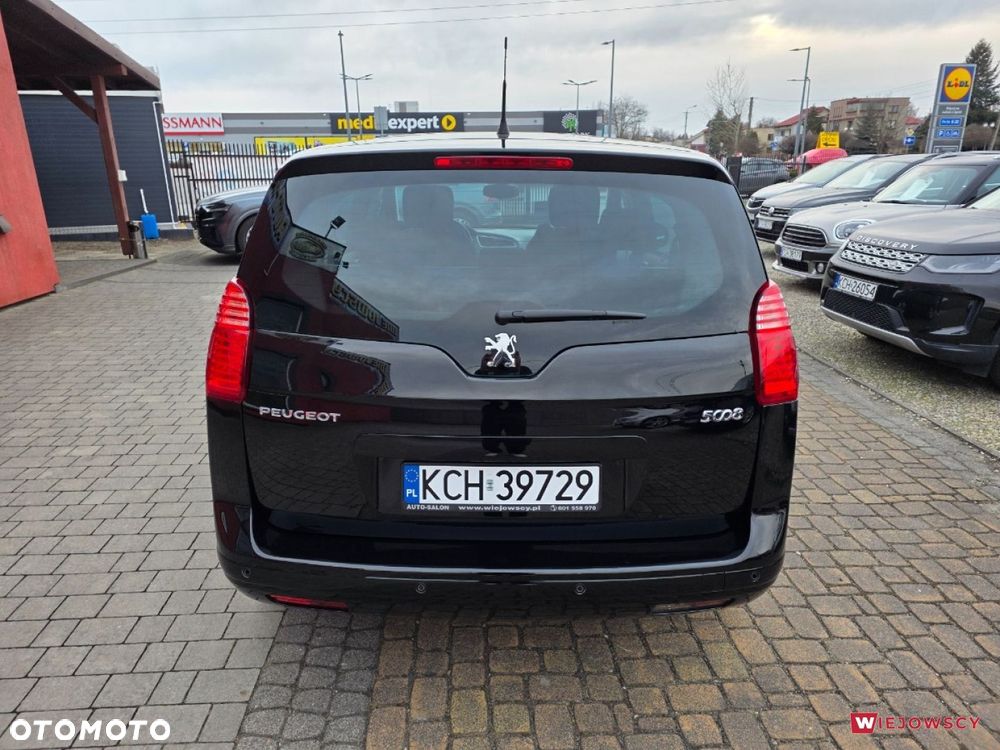 Peugeot 5008 - 10