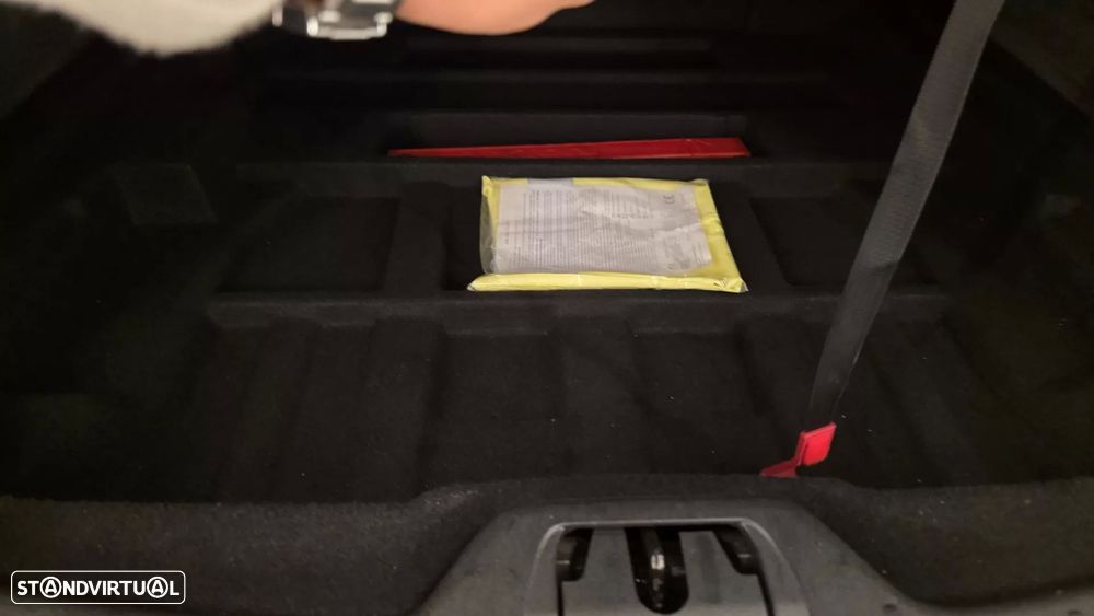 Volvo V60 1.6 D2 Momentum Eco - 24