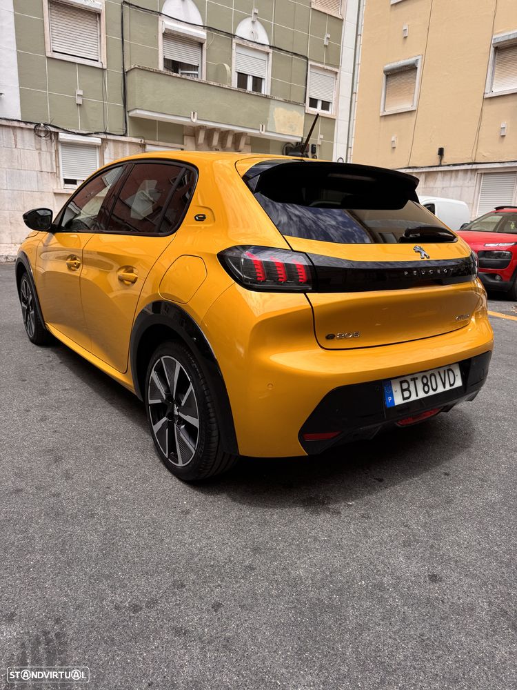 Peugeot e-208 GT Pack - 5