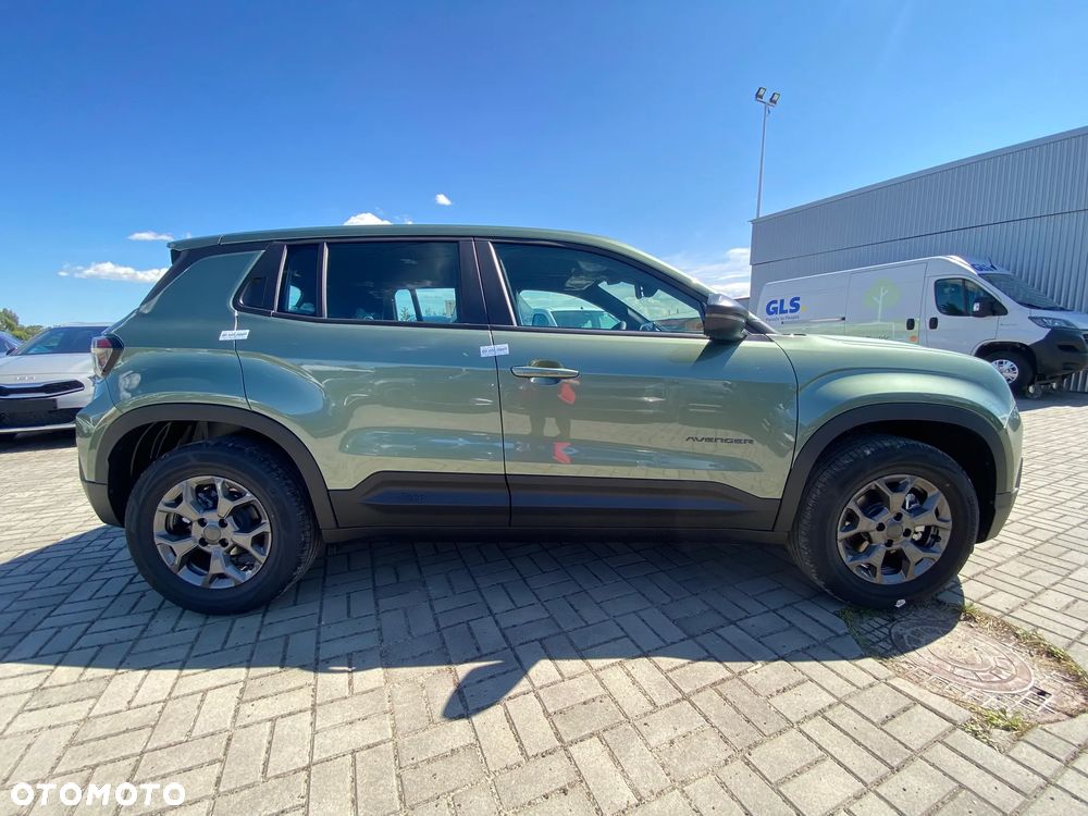 Jeep Avenger 1.2 T3 Longitude - 4