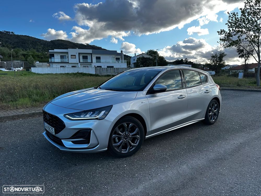 Ford Focus 1.0 EcoBoost MHEV ST-Line - 1