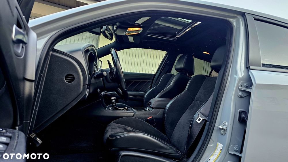 Dodge Charger - 7