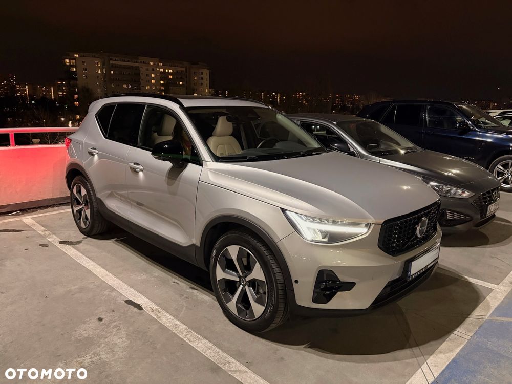 Volvo XC 40 B5 AWD Ultimate Dark - 12