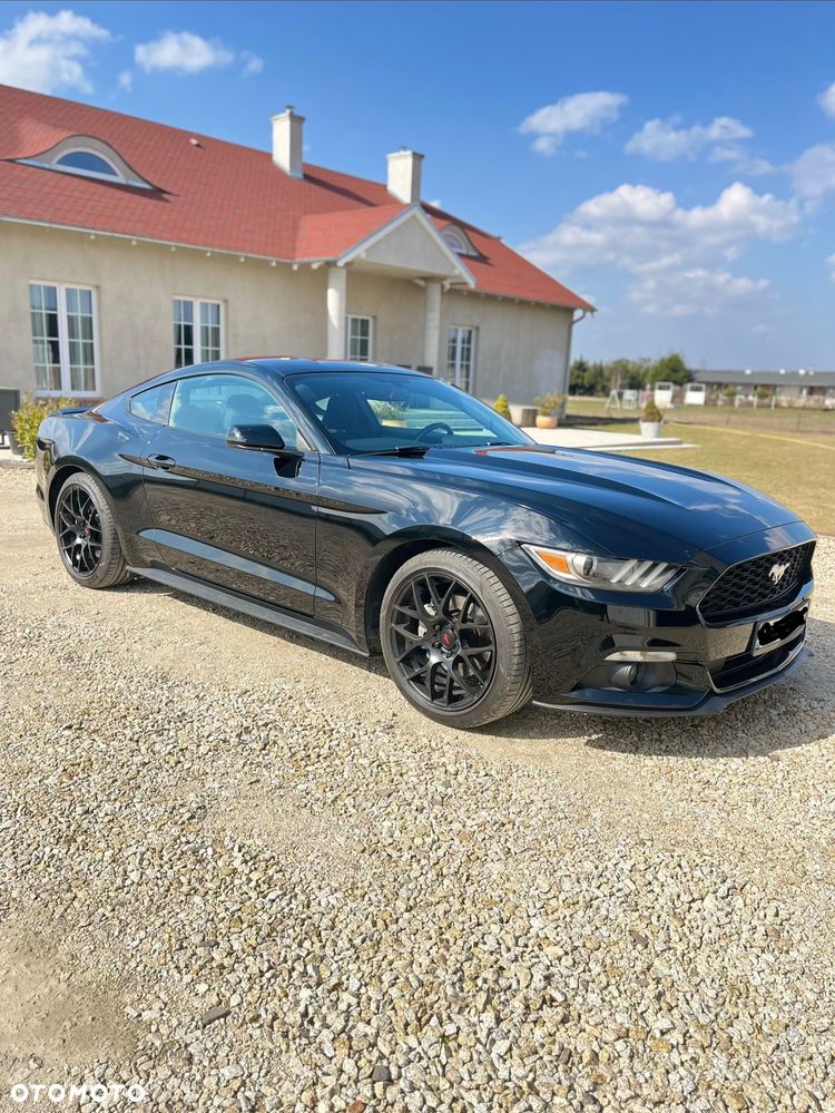 Ford Mustang 3.7 V6 - 8