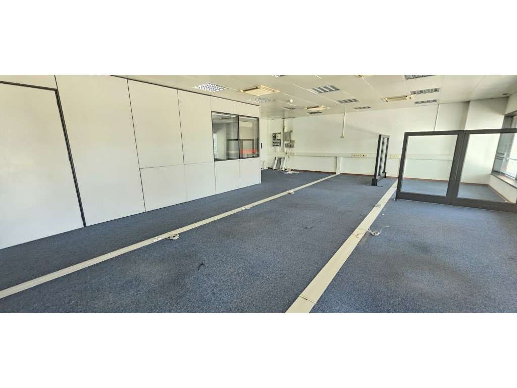 Escritório com 189m2 - Edifício da Bolsa - Lisboa - Grande imagem: 3/13