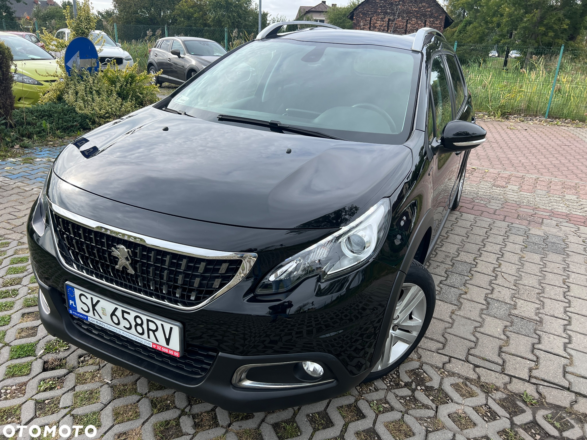 Peugeot 2008 1.2 Pure Tech Signature - 20