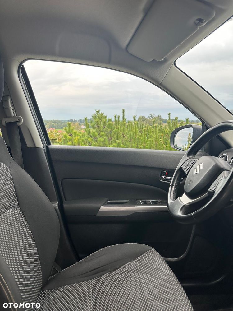Suzuki Vitara 1.4 Boosterjet Premium 4WD - 9