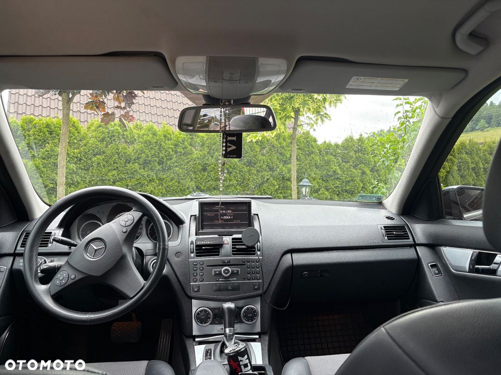 Mercedes-Benz Klasa C 250 CDI BlueEff Avantgarde 4-Matic - 10