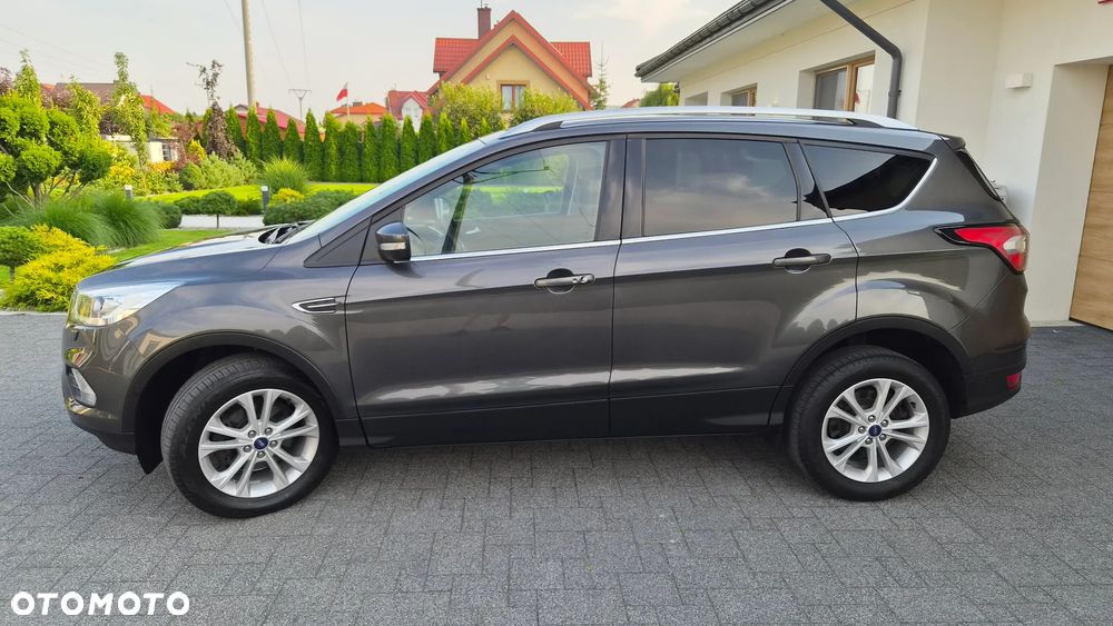 Ford Kuga 1.5 EcoBoost 2x4 Titanium - 2