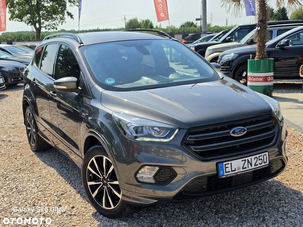 Ford Kuga 1.5 EcoBoost 2x4 ST-Line - 11